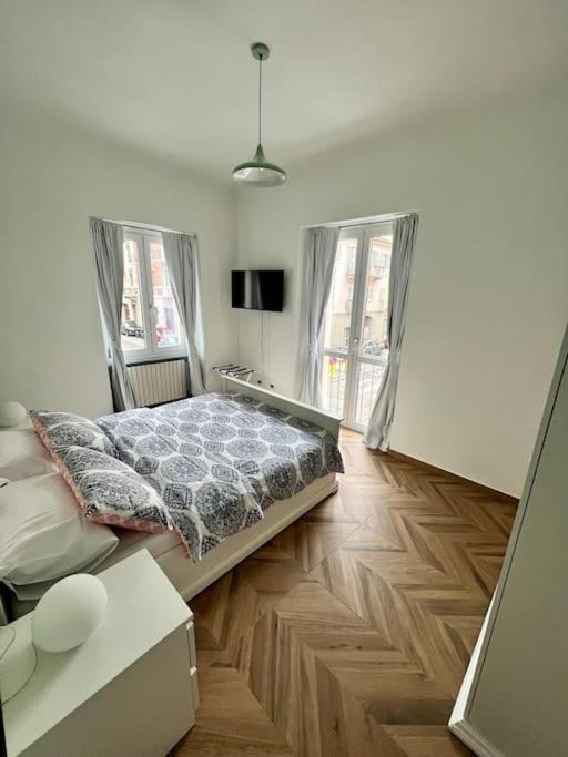 Casa Sassari - Vicino Porta Susa F.S. Torino Eksteriør bilde